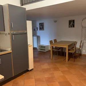 https://casa-flores.hotels-amalfi.com
