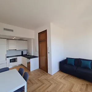 https://cinque-giornate-charme-apartment.italymilanhotels.net