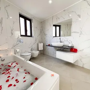 https://maison-15.catania-hotels.net